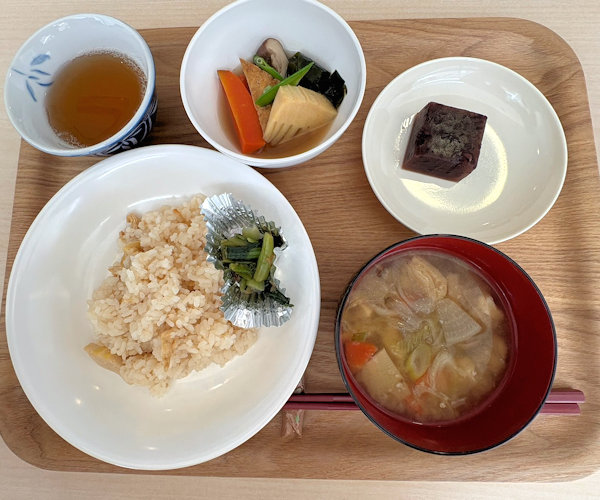 オープン食堂